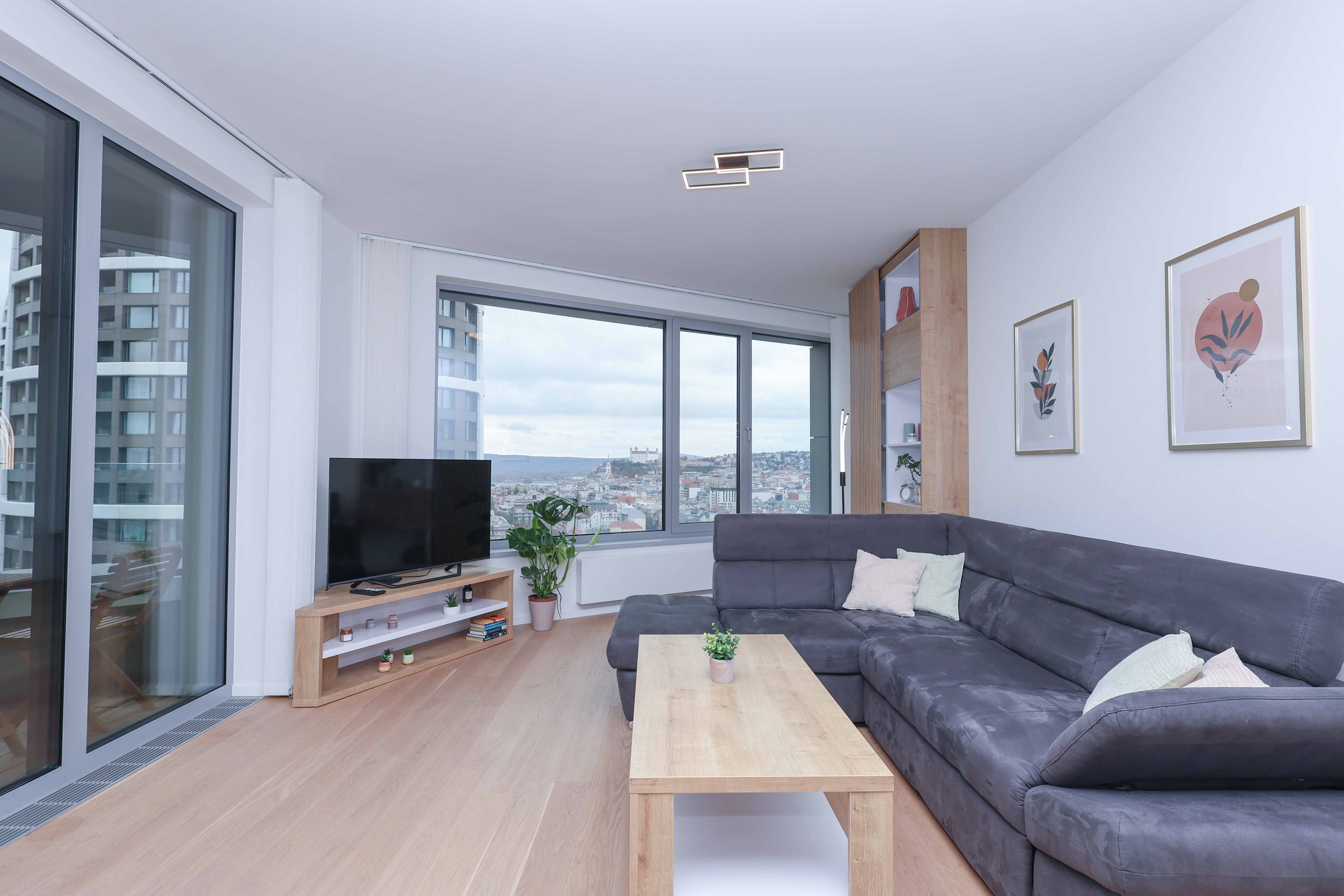 Skypark Tower 3, 2BDR floor 19 - Image 11