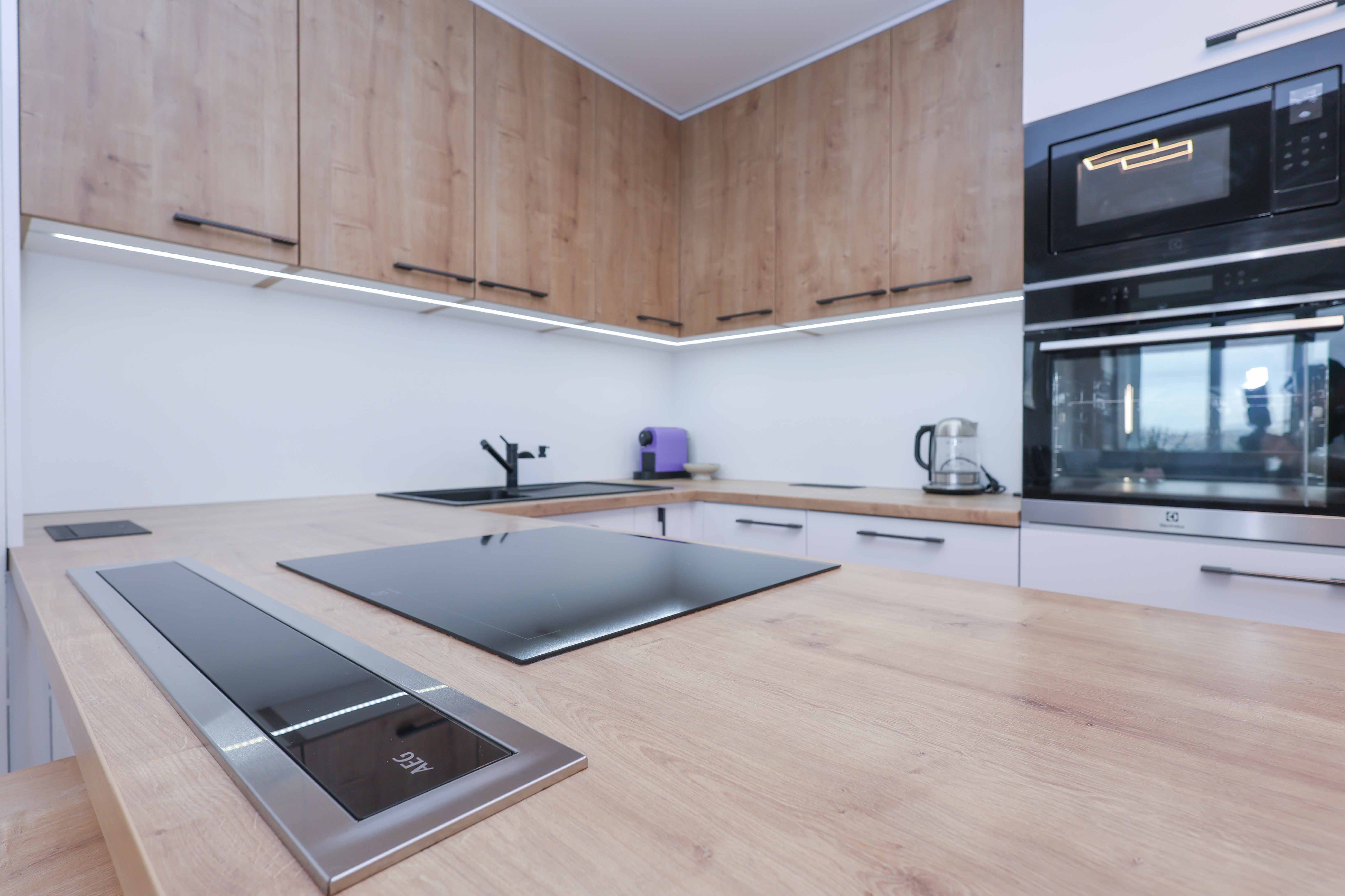 Skypark Tower 3, 2BDR floor 19 - Image 12