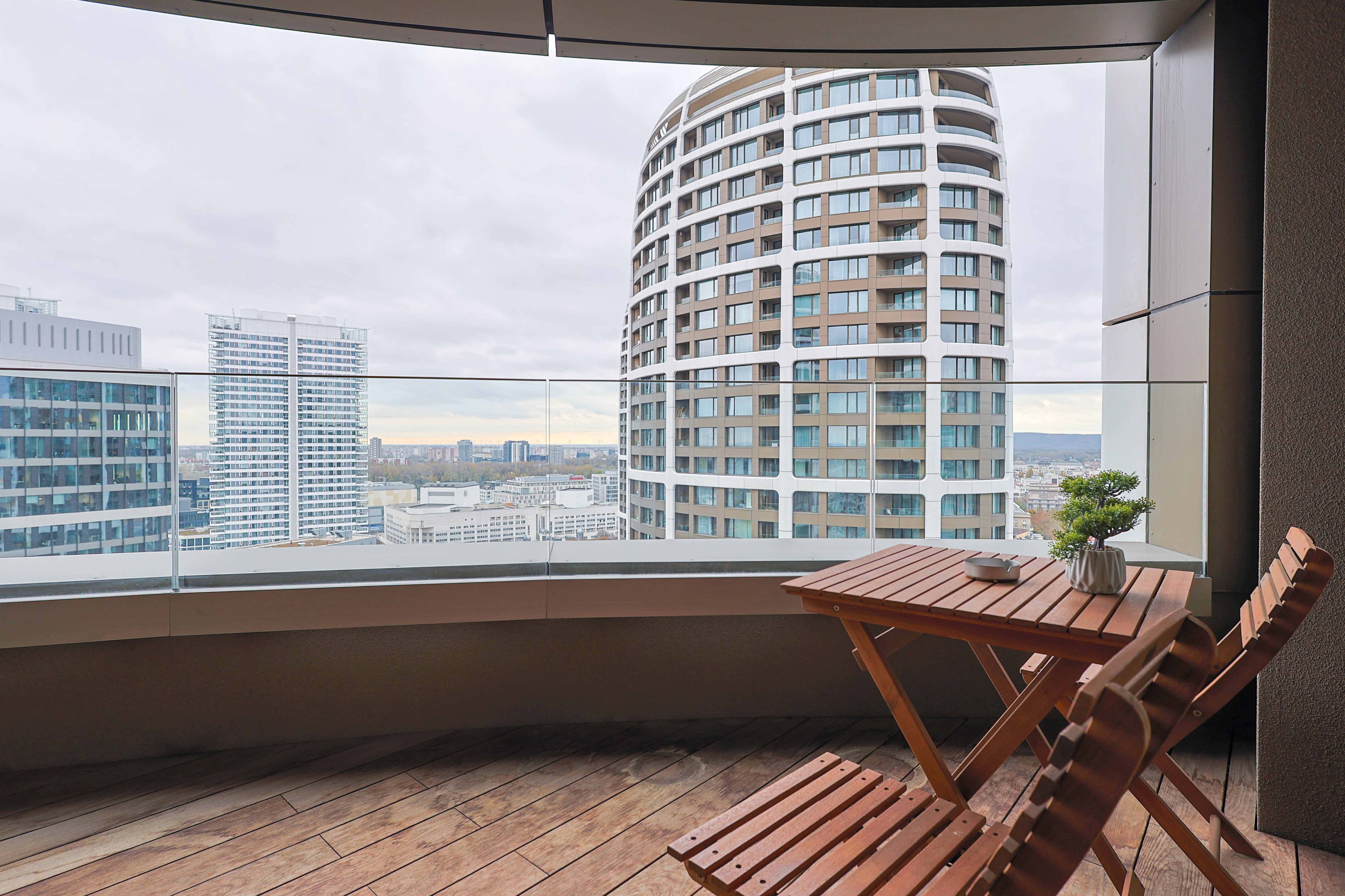 Skypark Tower 3, 2BDR floor 19 - Image 23