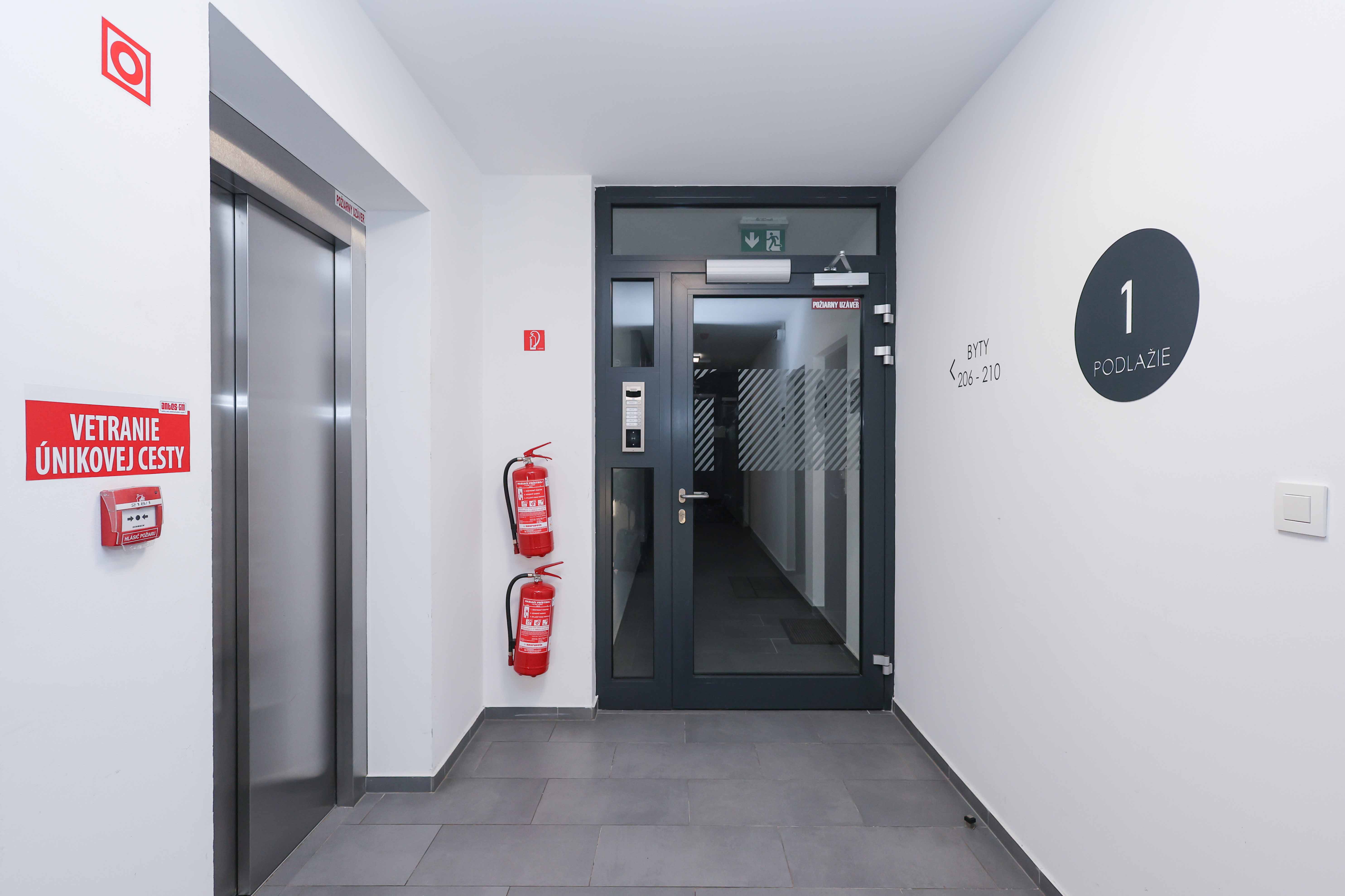 Urban Residence Hideout - Image 7